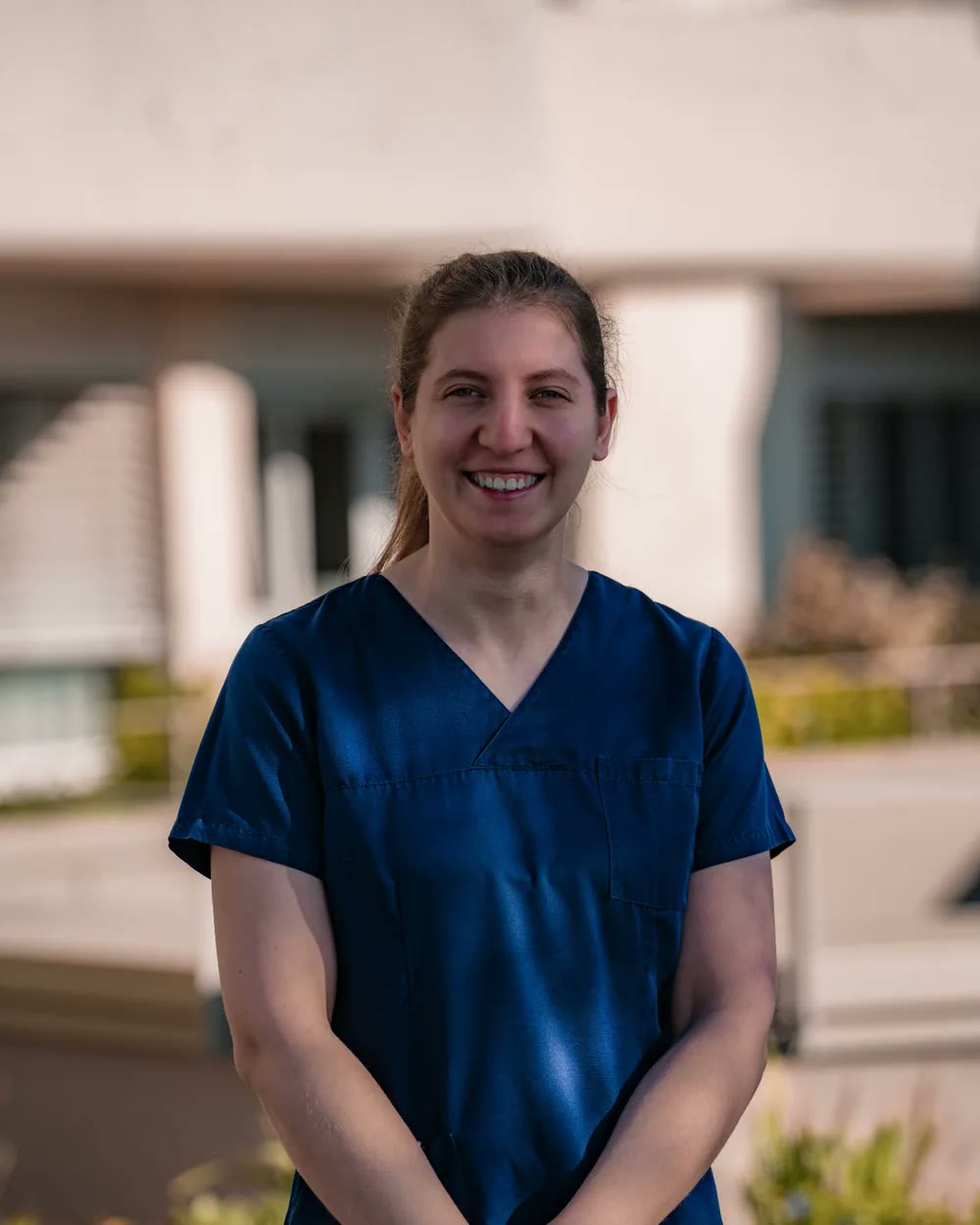 Portrait de Talina Waldburger, dentiste diplômée au Cabinet Dentaire Genolier